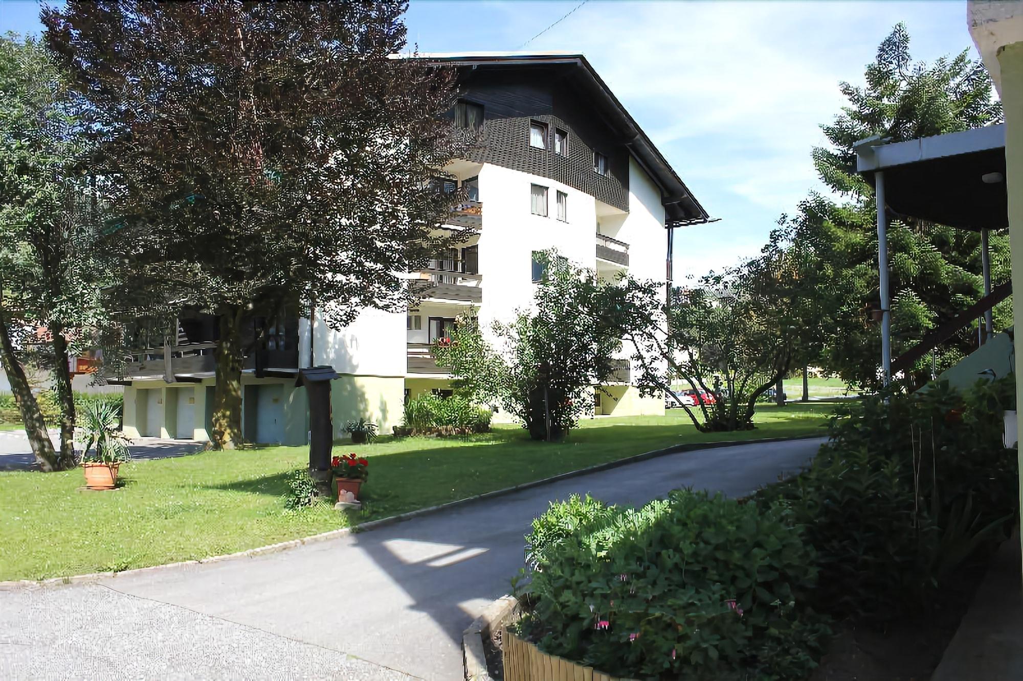 Appartementanlage Thermenblick In & Out Apartment *